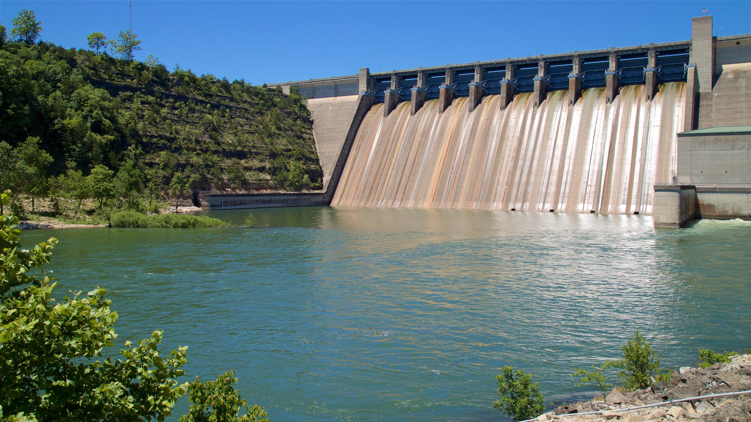 Scheduled Lane Closure over Table Rock Dam